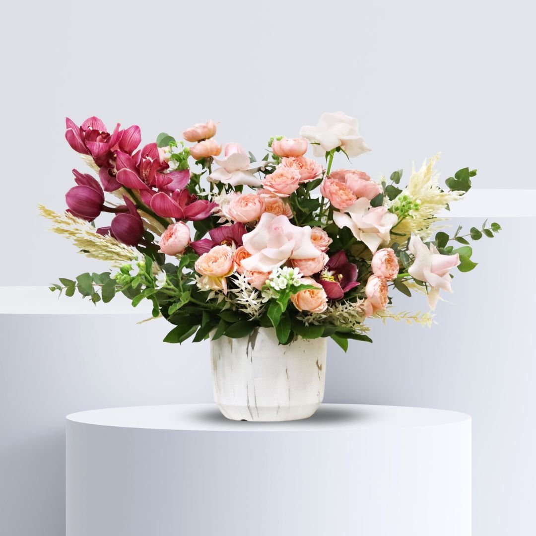 Solaris Vase Arrangement