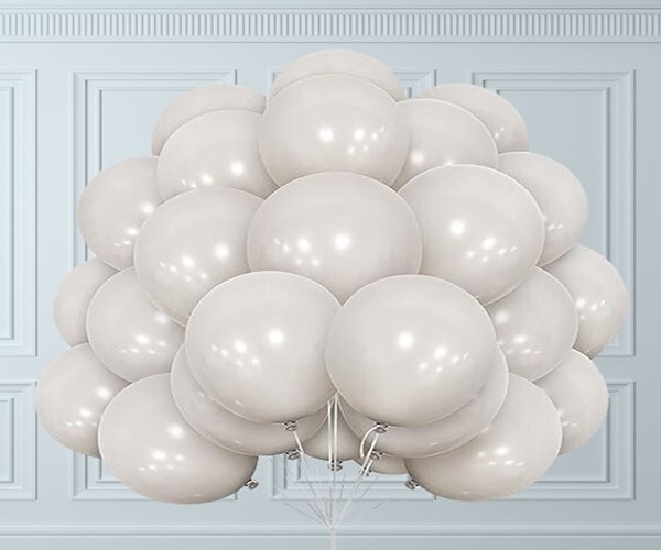 25 White Balloons