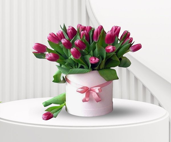 Dreamy Pink Tulip Box