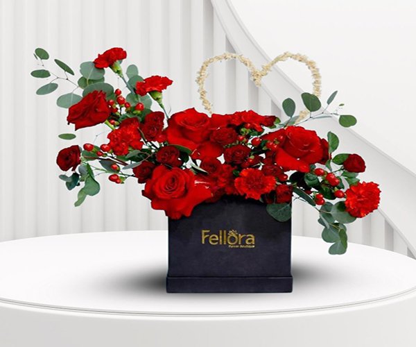 Romantic Heart Floral Box