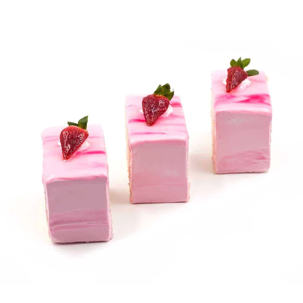 Strawberry Flavored Pastry -12pcs